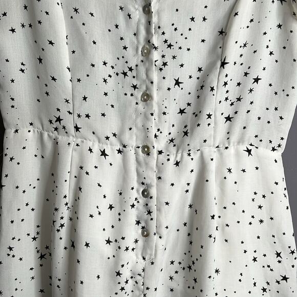 Hayden LA White Romper With Black Star Print Short Sleeves Size Large - Picture 5 of 11